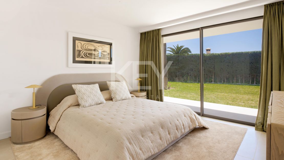 A Villa with Open Sea View and walking distance to Swans school just minutes from la Milla de Oro Marbella