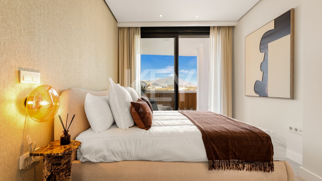 Stylish Renovated Apartment with Sea & Mountain Views in Marbella