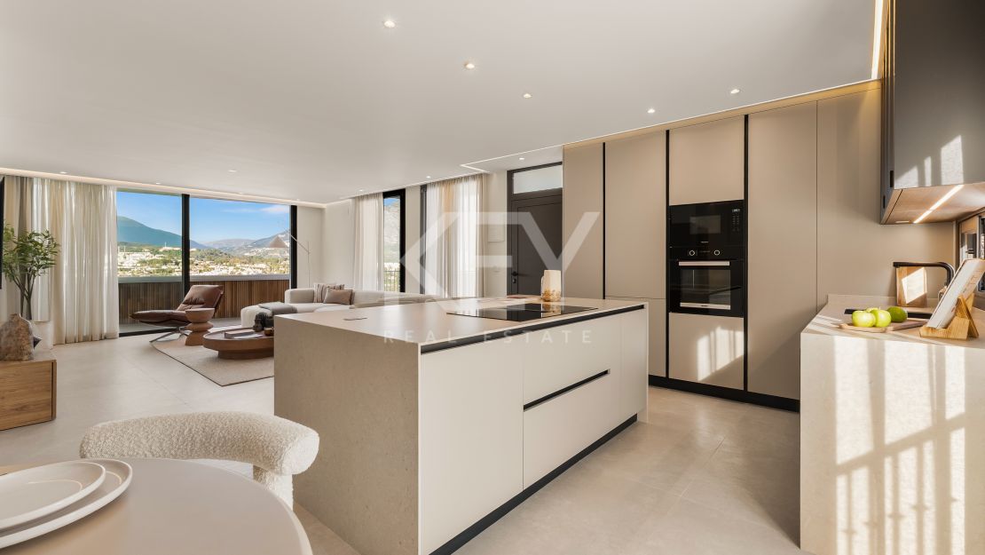 Stylish Renovated Apartment with Sea & Mountain Views in Marbella