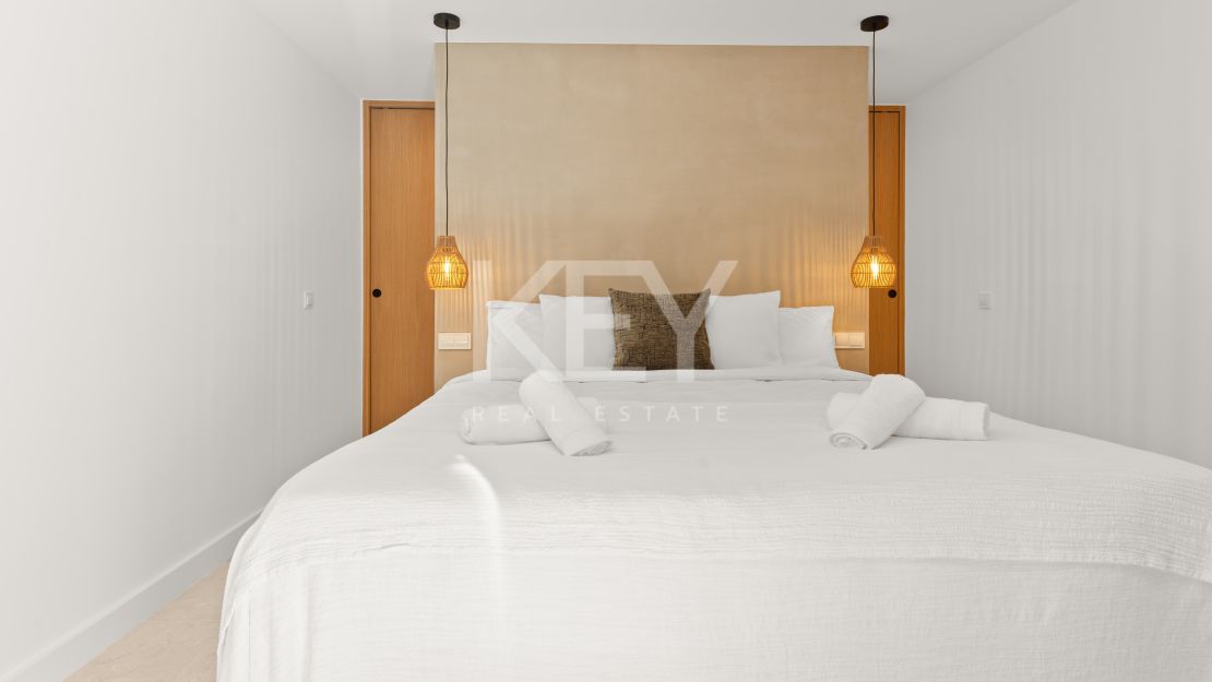 Amazing Semi-Detached House for sale in El Paraiso, Marbella