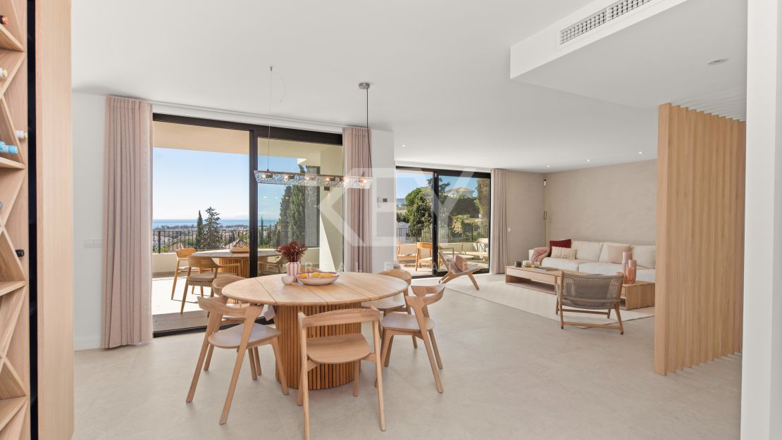 Amazing Semi-Detached House for sale in El Paraiso, Marbella