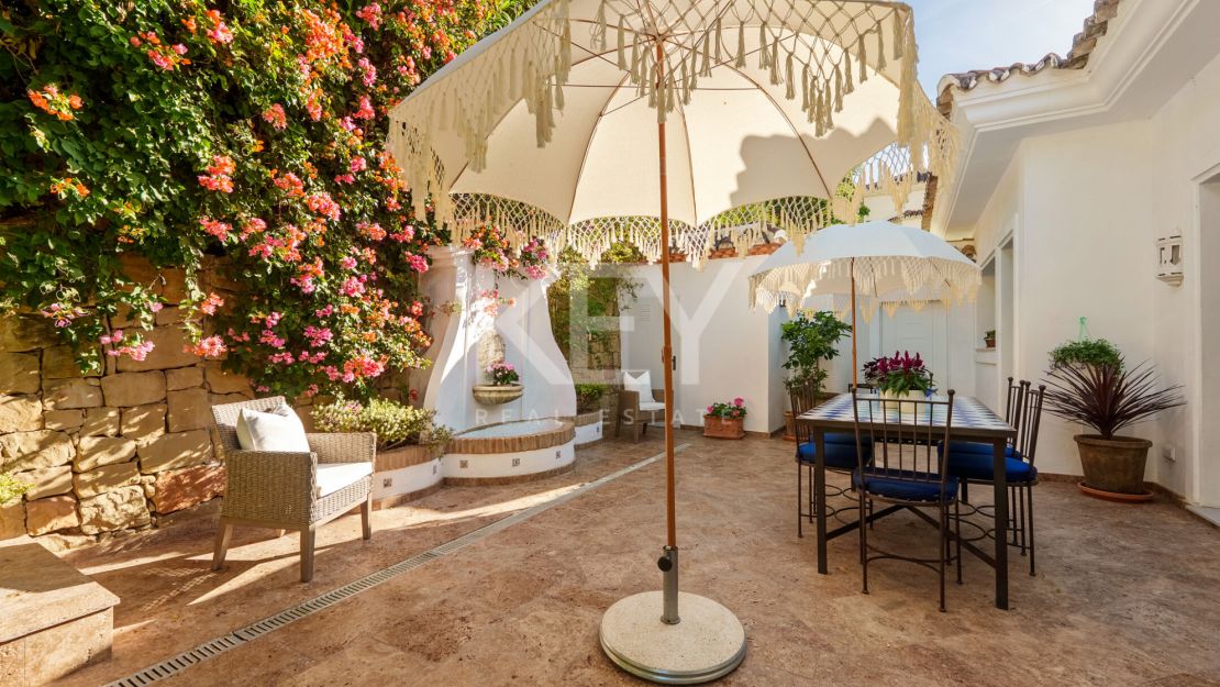 Villa de estilo mediterráneo en Sierra Blanca, Marbella