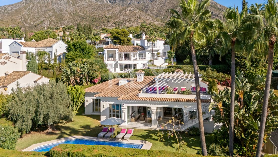 Villa de estilo mediterráneo en Sierra Blanca, Marbella