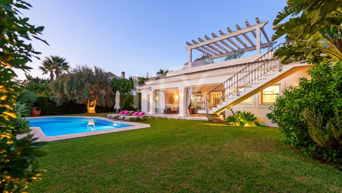 Villa de estilo mediterráneo en Sierra Blanca, Marbella
