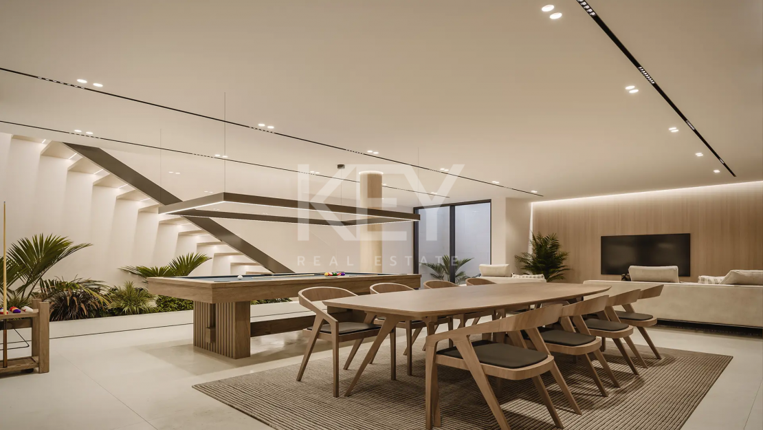 Villa nueva en construcción en la Milla de Oro de Marbella