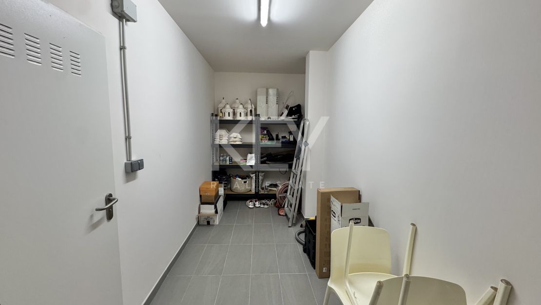 Modern Apartment with Sea and Golf Views in Benahavís, Marbella