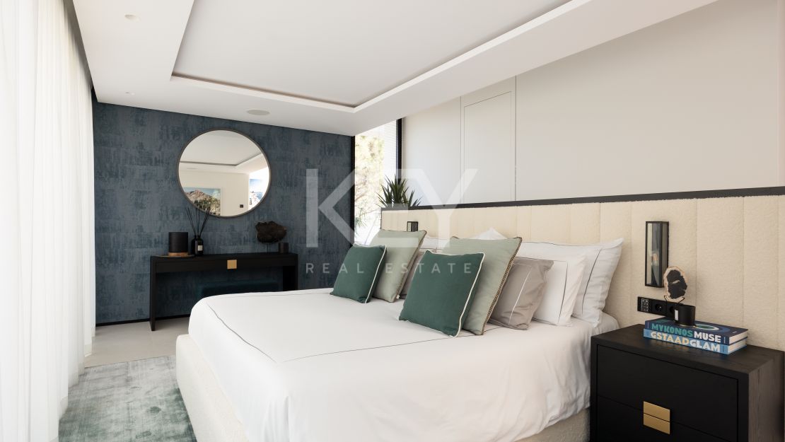 Exceptional Modern Villa in Prestigious El Madroñal, Marbella