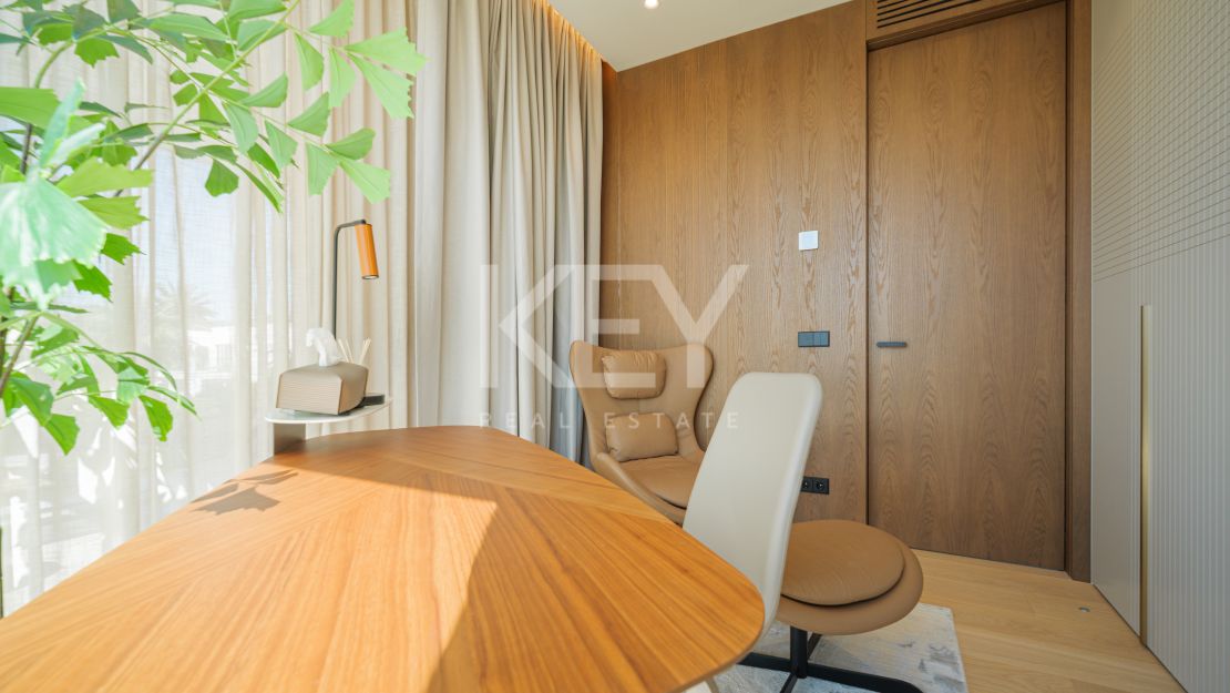 Modern villa for sale in Marbella East