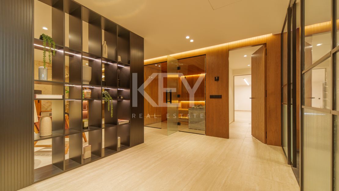 Modern villa for sale in Marbella East