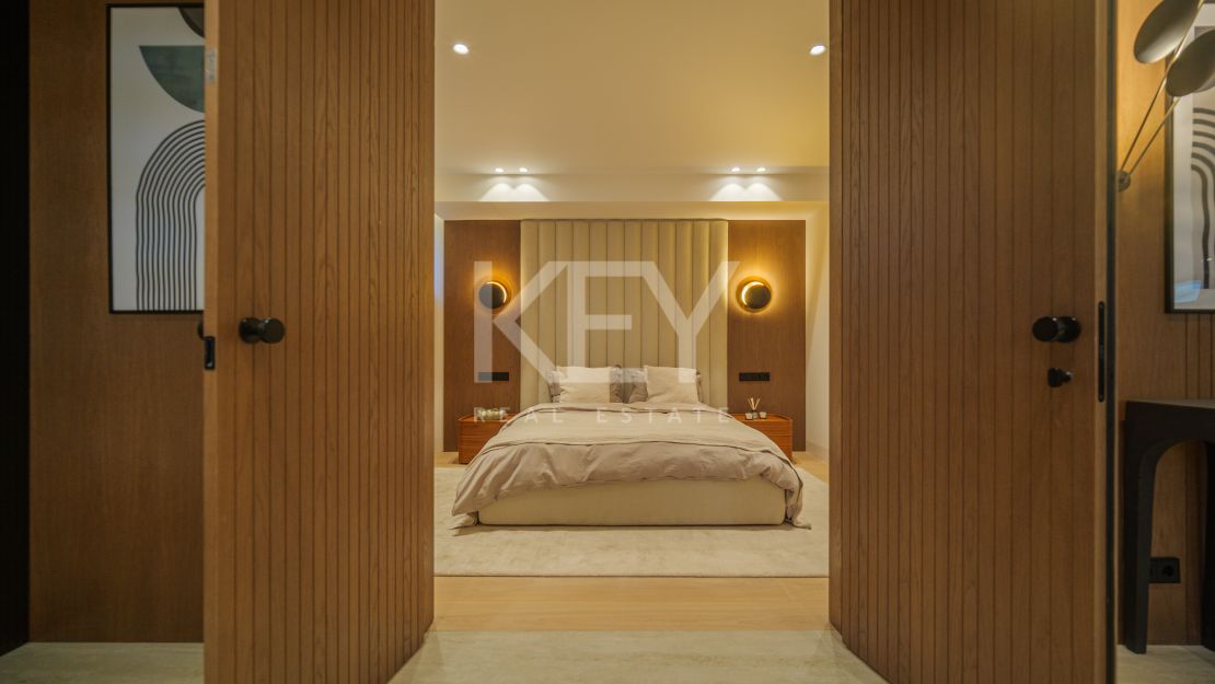 Modern villa for sale in Marbella East