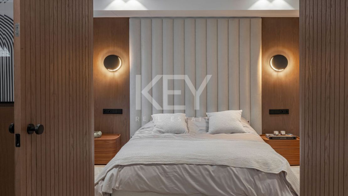 Modern villa for sale in Marbella East