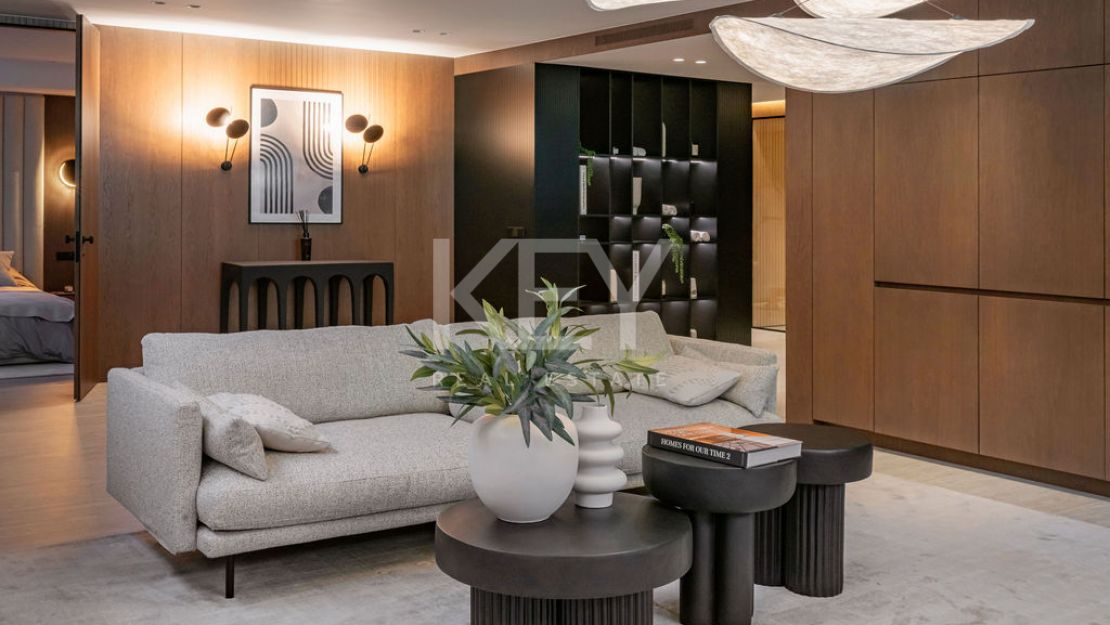 Modern villa for sale in Marbella East