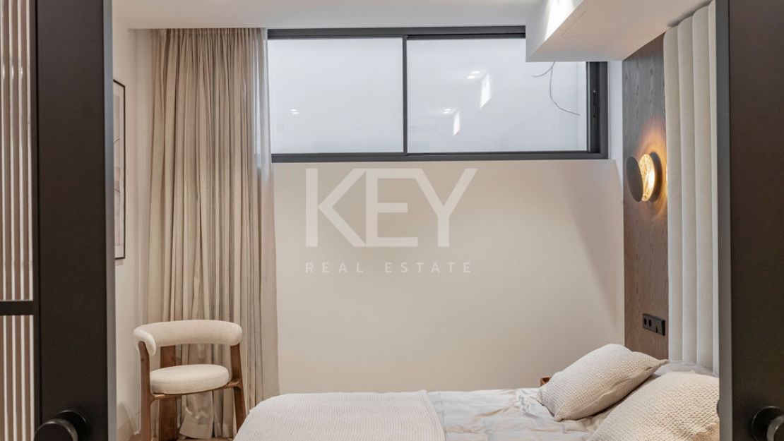 Modern villa for sale in Marbella East