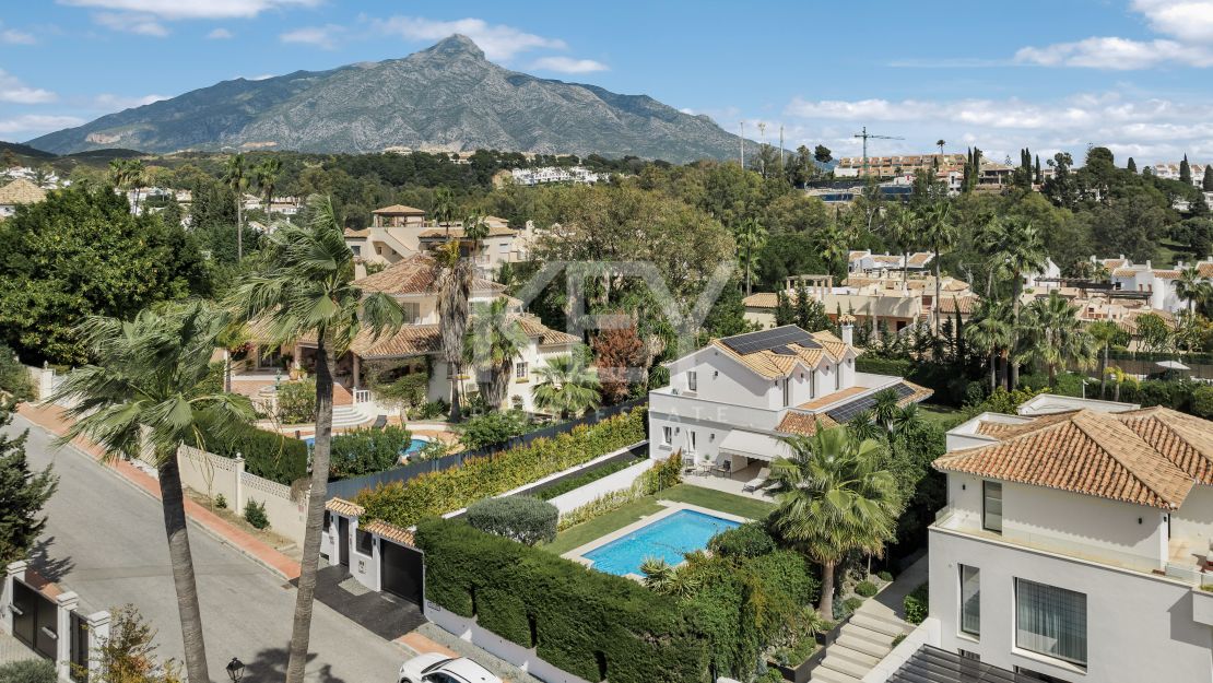 Вилла Только После Ремонта в Новой Андалусии, Марбелья