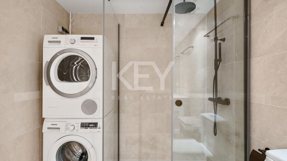 Elegant Duplex Penthouse for sale in Aloha, Marbella