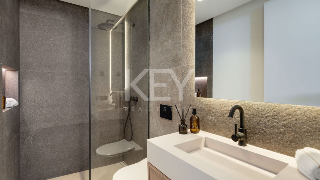 Exquisite Villa with sea Vierws in Marbella East