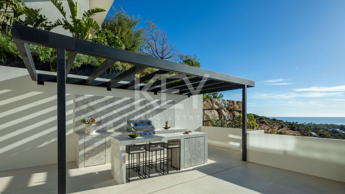 Exquisite Villa with sea Vierws in Marbella East