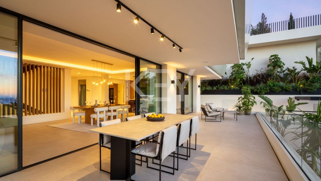 Exquisite Villa with sea Vierws in Marbella East