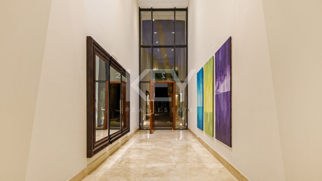 Amazing Fully Reformed Duplex in Sierra Blanca, Marbella