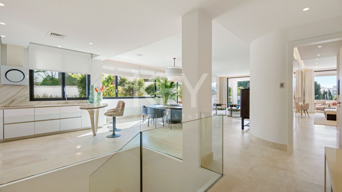 Amazing Fully Reformed Duplex in Sierra Blanca, Marbella