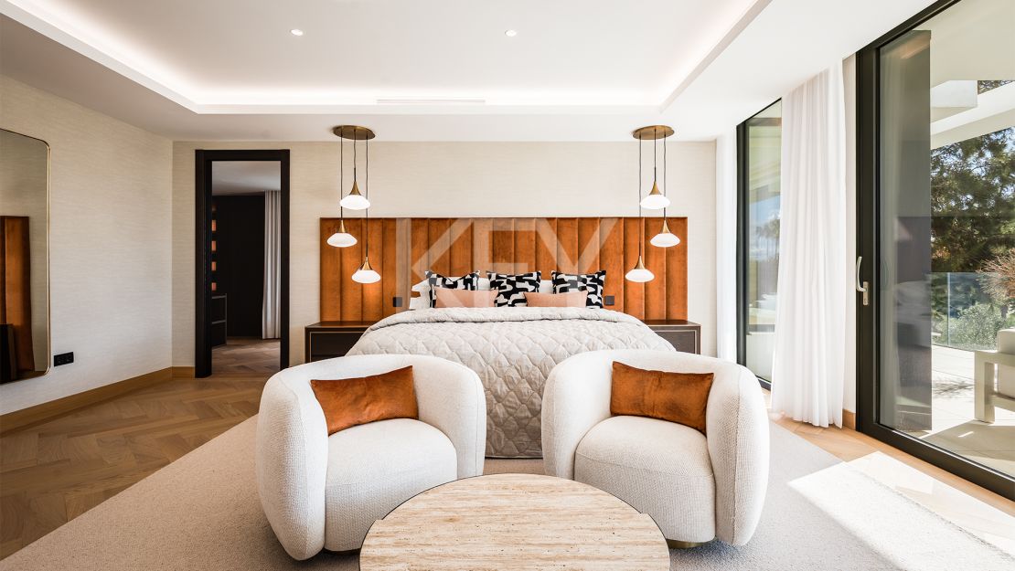 Villa Moderna y Espaciosa en la Prestigiosa Urbanización Kings and Queens, Sotogrande Costa