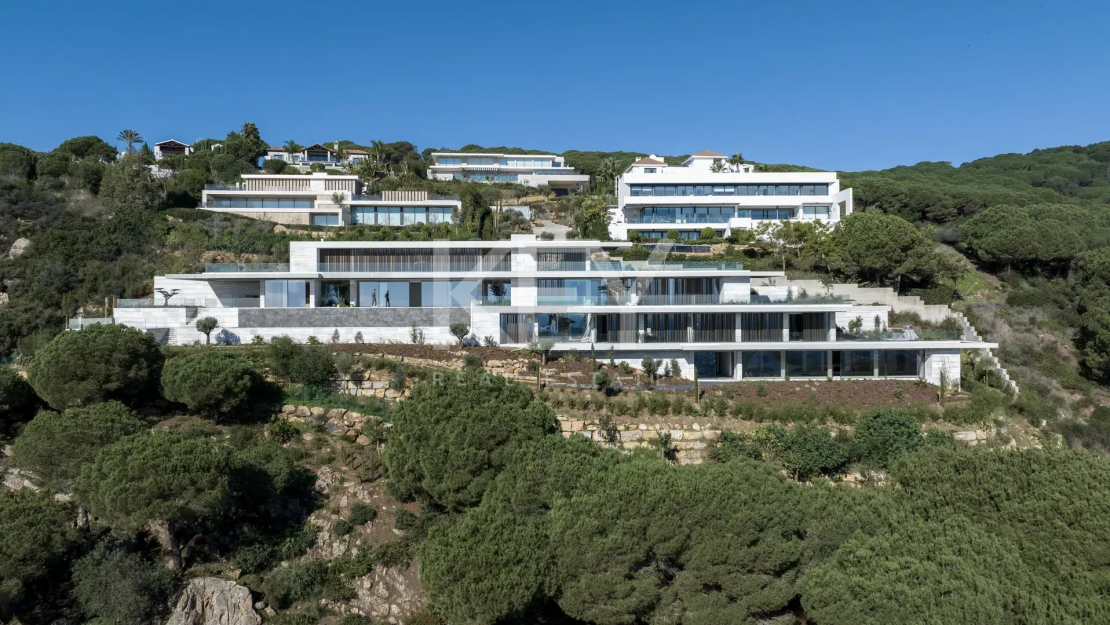 Peaceful Villa with Marvellous Sea Views Surrounded by Nature in Sotogrande