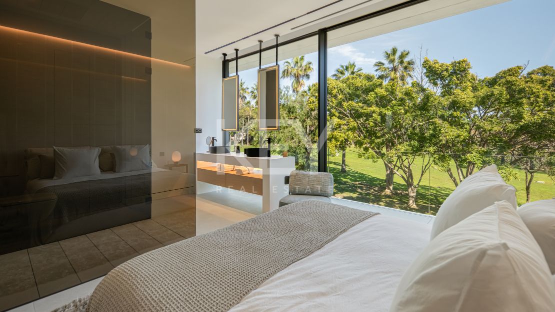 Modern semi-detached villa for sale on Marbella's Golden Mile