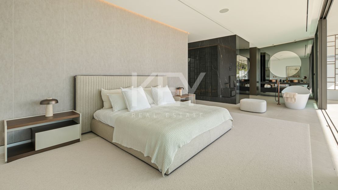 Modern semi-detached villa for sale on Marbella's Golden Mile