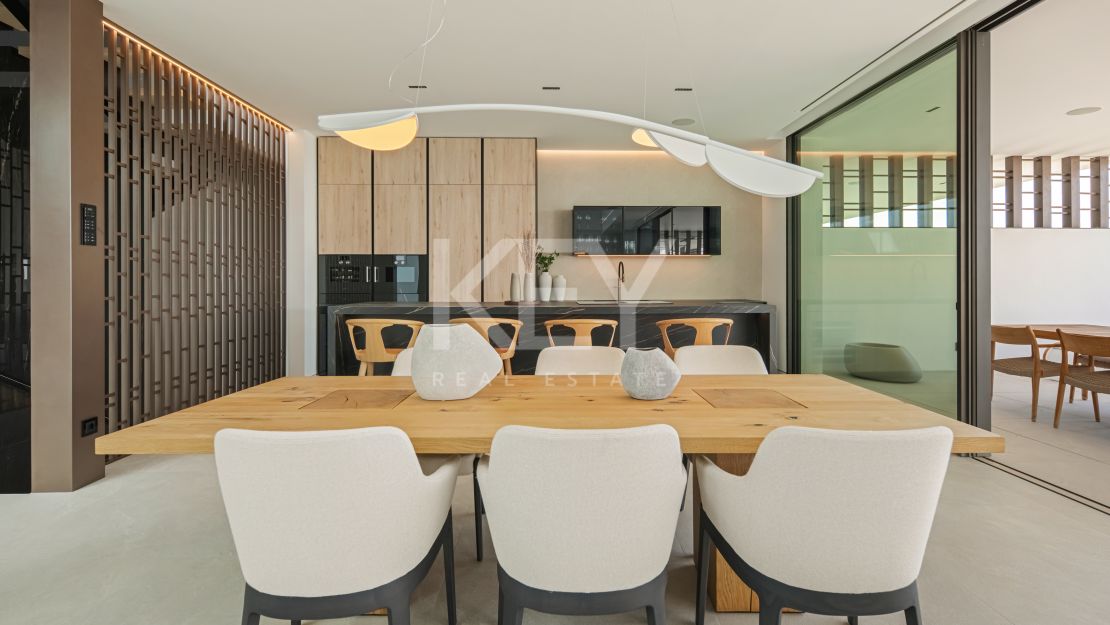 Modern semi-detached villa for sale on Marbella's Golden Mile