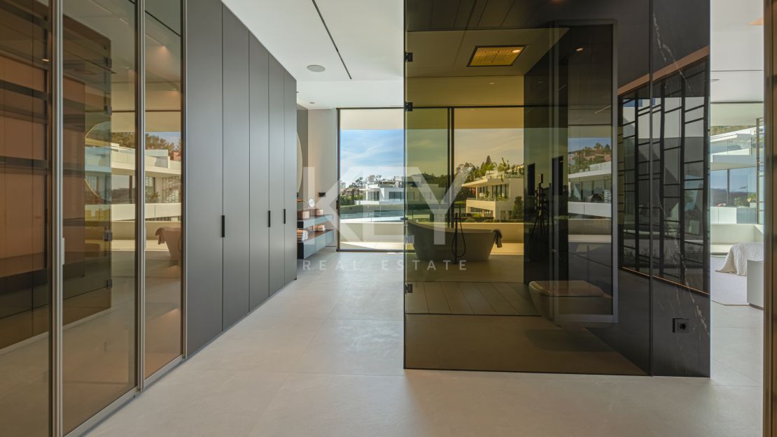 Modern semi-detached villa for sale on Marbella's Golden Mile