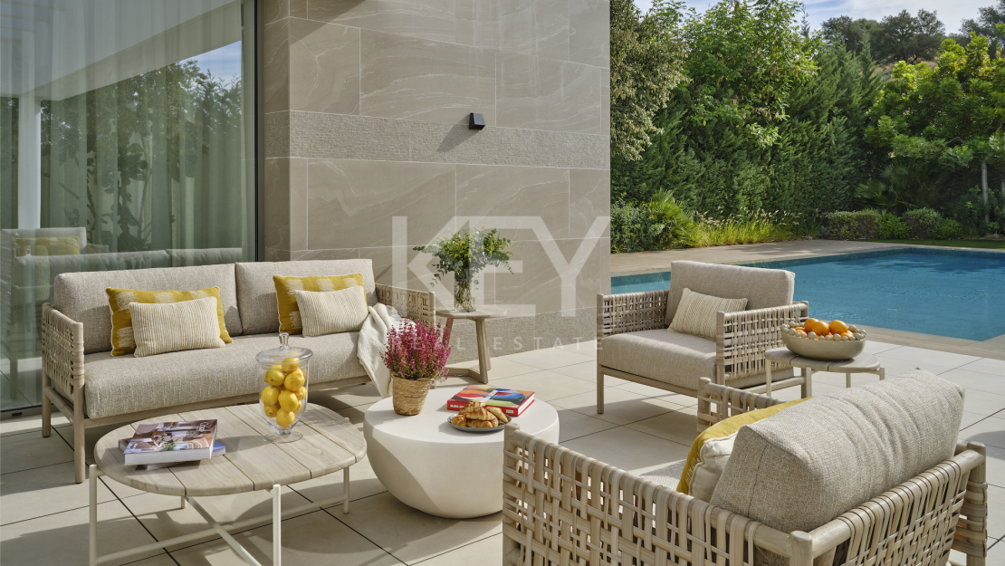 Элегантная Современная Вилла в Эль-Параисо, Новая Золотая Миля Марбельи