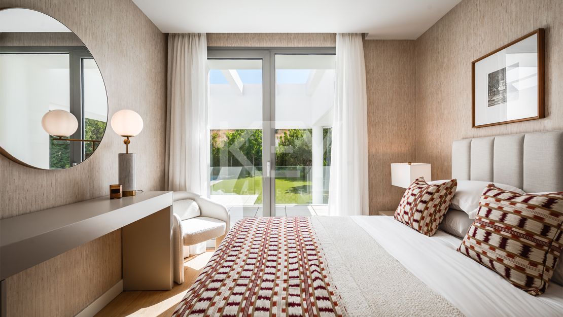 Элегантная Современная Вилла в Эль-Параисо, Новая Золотая Миля Марбельи