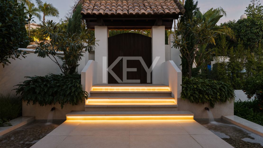 Exceptional Villa in Los Naranjos, Nueva Andalucía, Marbella