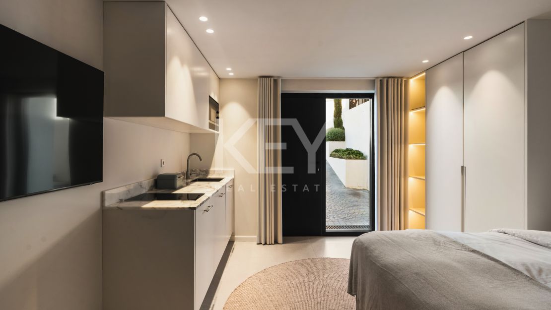 Exceptional Villa in Los Naranjos, Nueva Andalucía, Marbella