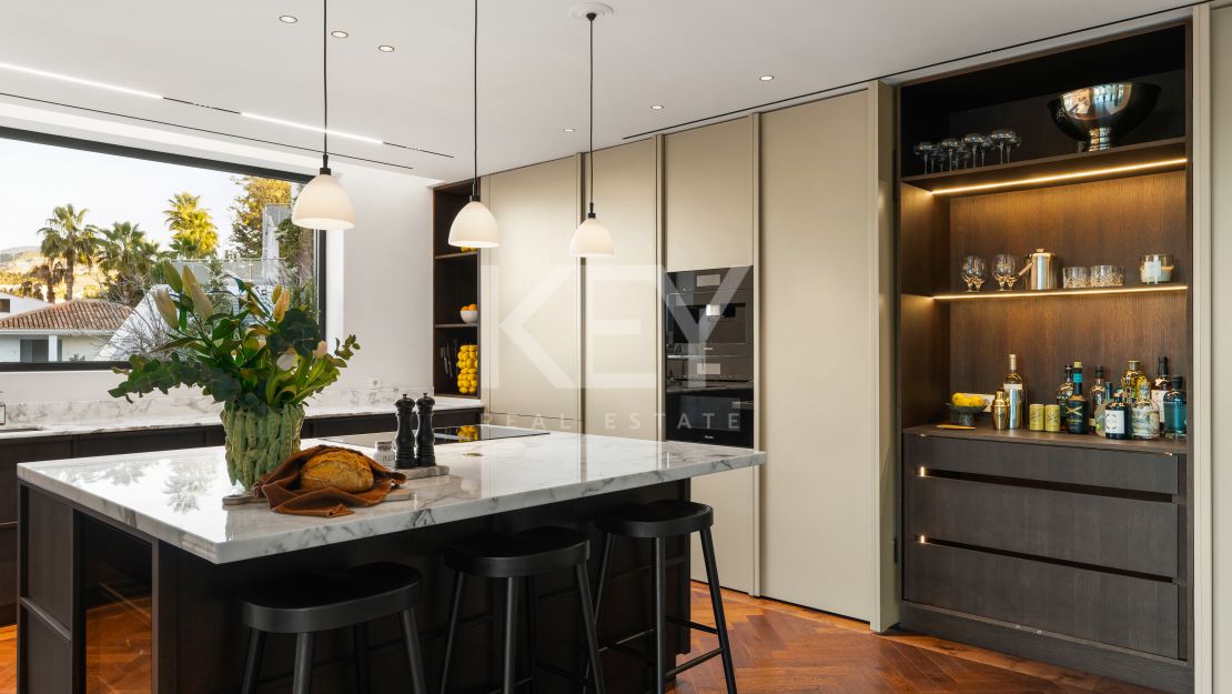 Exceptional Villa in Los Naranjos, Nueva Andalucía, Marbella