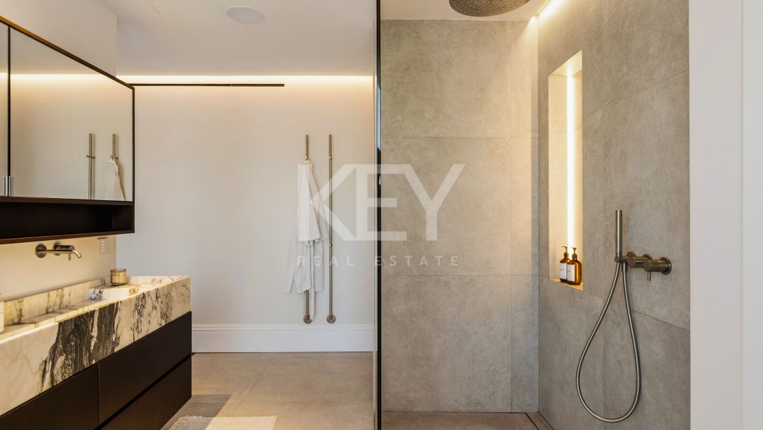 Exceptional Villa in Los Naranjos, Nueva Andalucía, Marbella