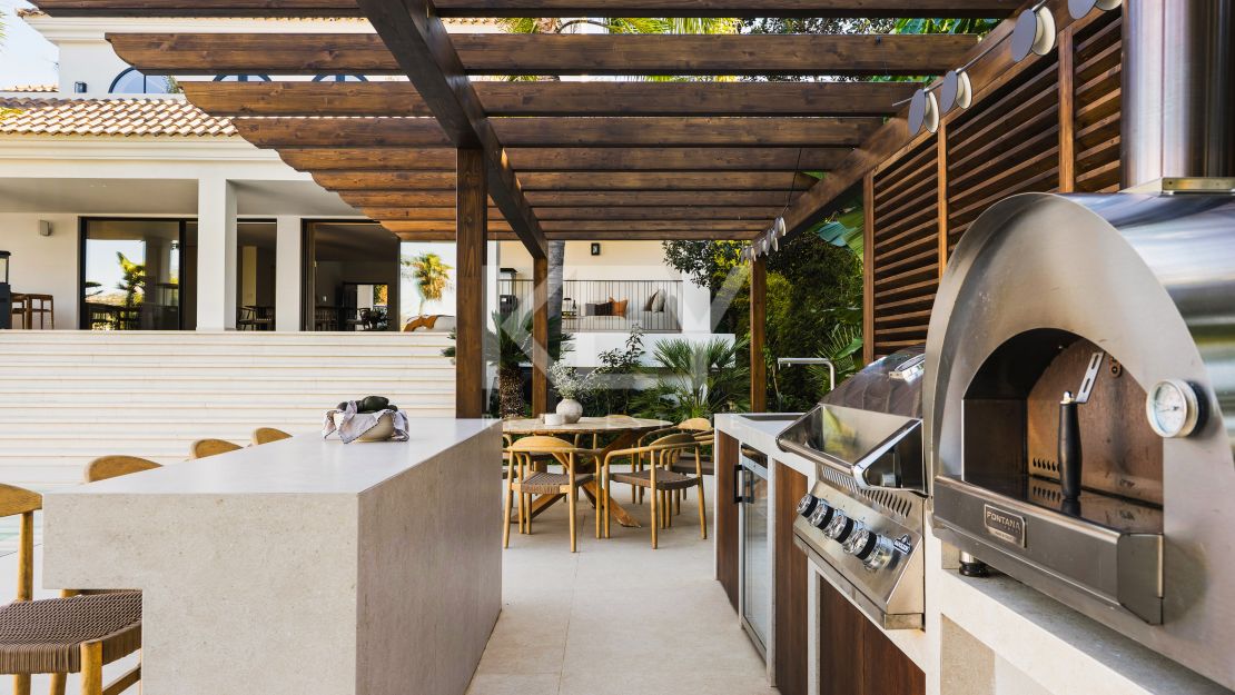 Exceptional Villa in Los Naranjos, Nueva Andalucía, Marbella