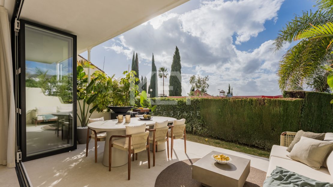 Totalmente renovado Lujoso Adosado en Aloha, Marbella