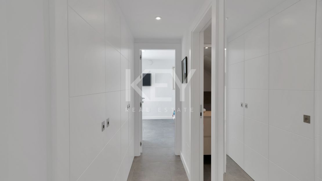 Stunning Contemporary Villa in Las Lomas de Nueva Andalucía, Marbella