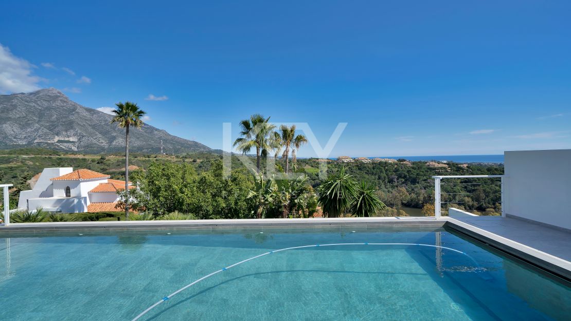 Stunning Contemporary Villa in Las Lomas de Nueva Andalucía, Marbella