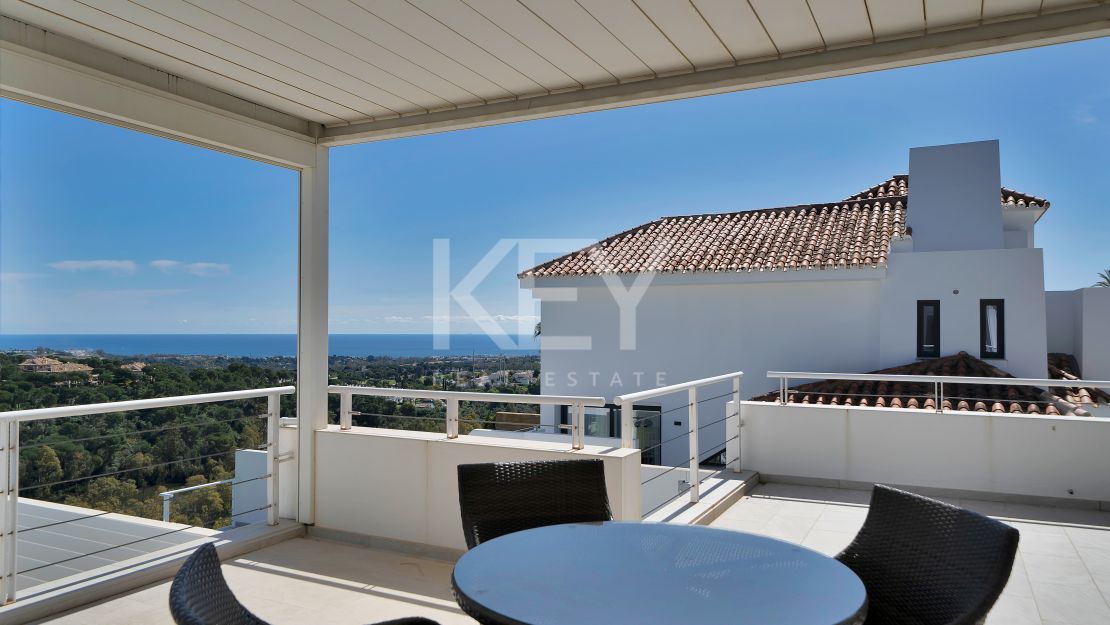 Stunning Contemporary Villa in Las Lomas de Nueva Andalucía, Marbella