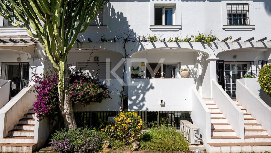 Amazing Refurbished Luxury Townhouse in Nueva Andalucia, Marbella