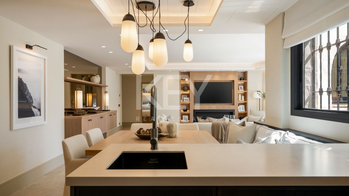 Fully Renovated Apartment in Golden Mile Marbella