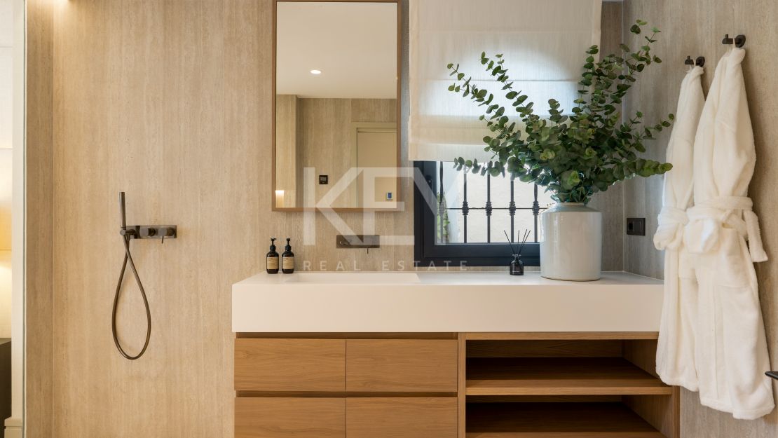 Fully Renovated Apartment in Golden Mile Marbella