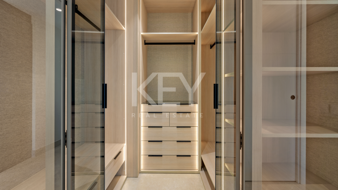 Newly Reformed Apartment in New Golden Mile, Marbella