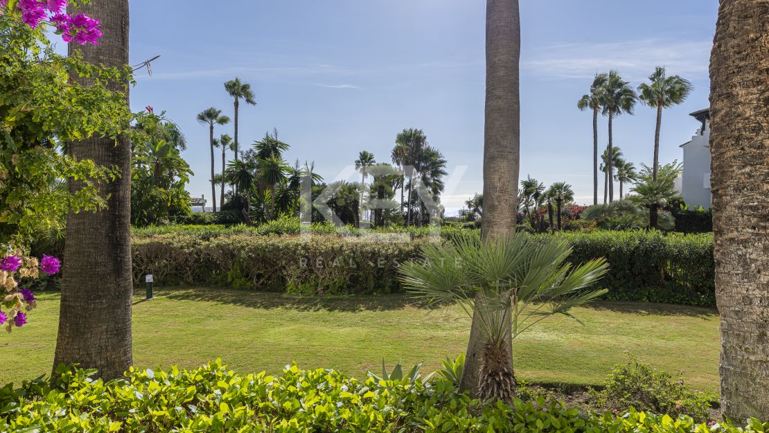 Newly Reformed Apartment in New Golden Mile, Marbella