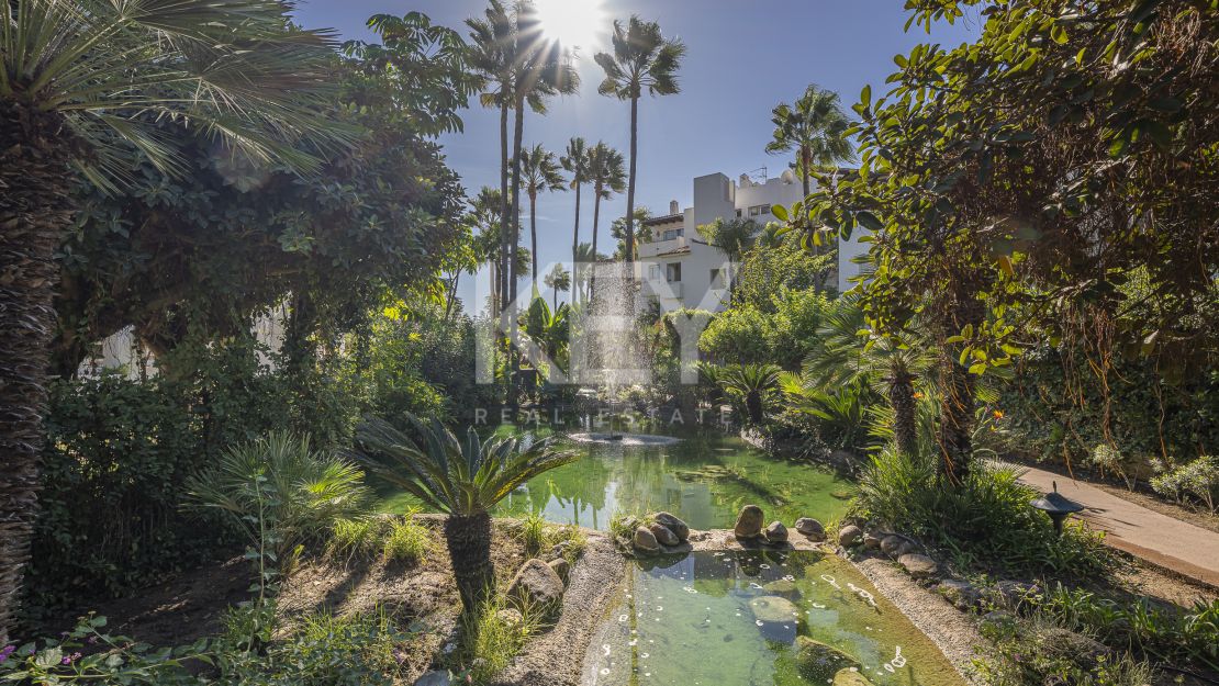 Newly Reformed Apartment in New Golden Mile, Marbella