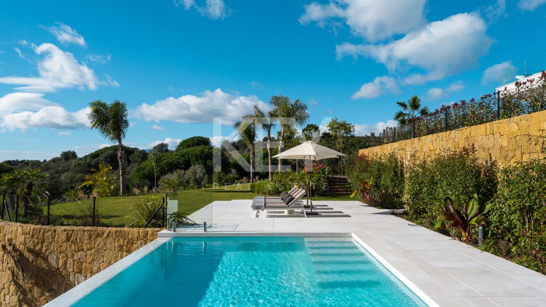 Luxury Villa with Sea Views in Marbella Golden Mile