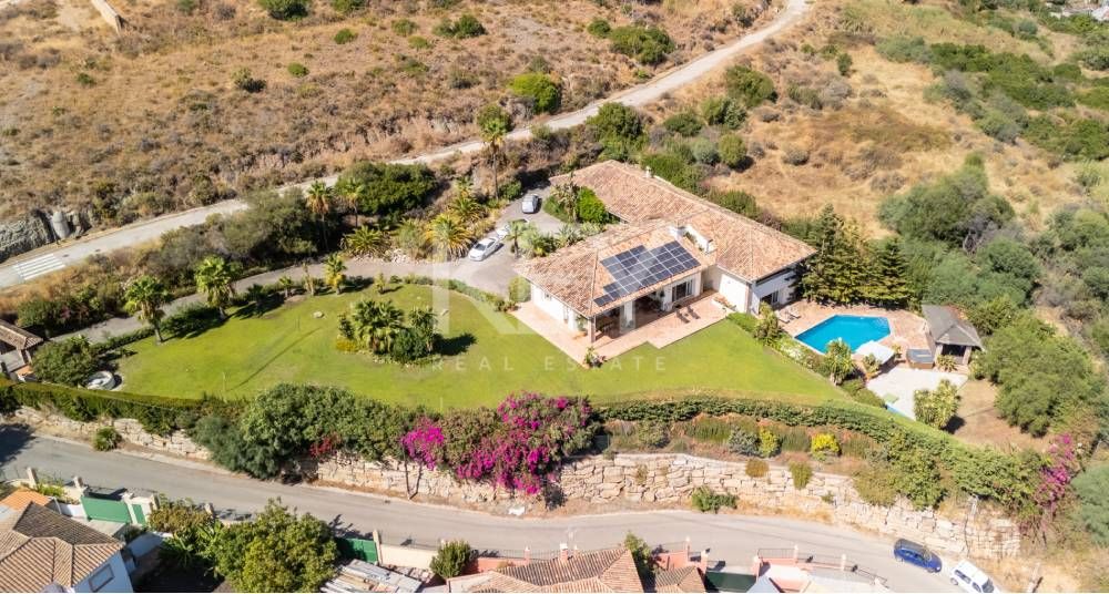 Villa with Sea Views in Benahavis, Marbella