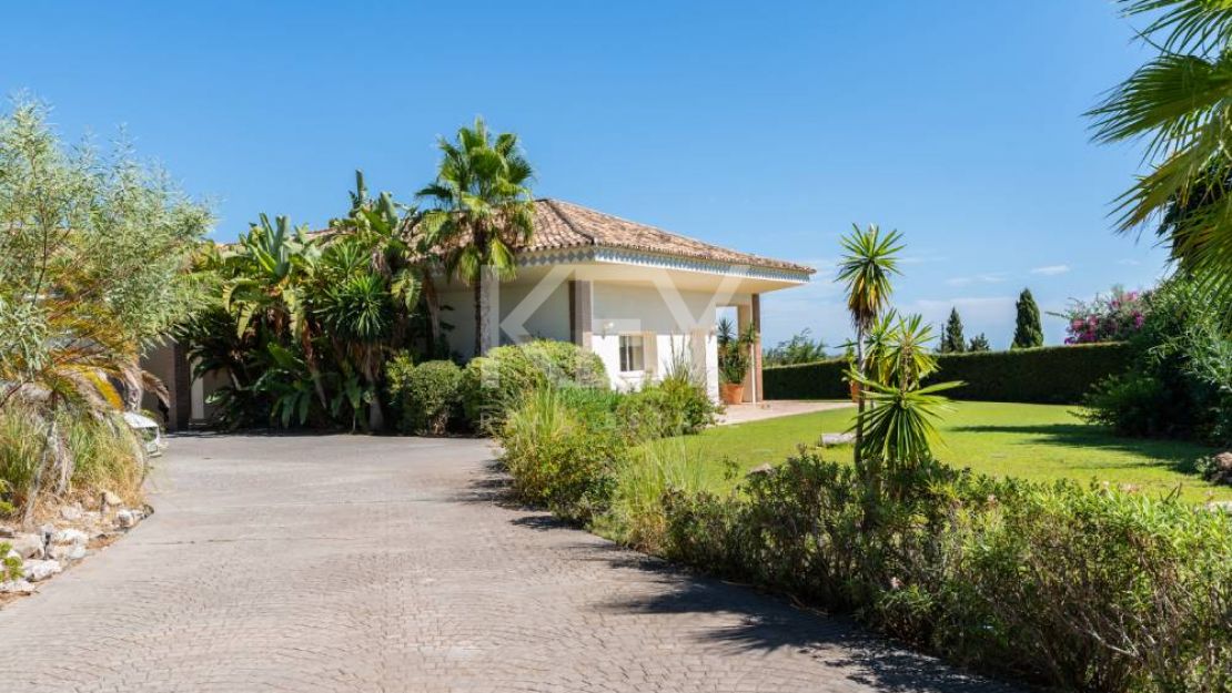 Villa with Sea Views in Benahavis, Marbella